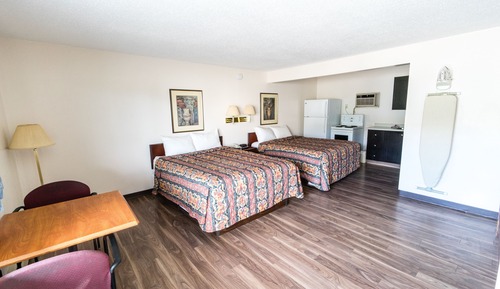 Family Double Room, 2 Queen Beds, Non Smoking, Kitchenette