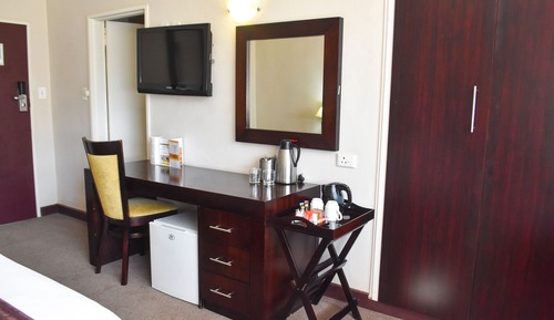 Standard Room, 2 Twin Beds, Garden View