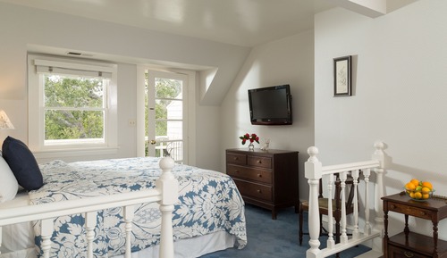 Room, 1 King Bed, Balcony (White Rabbit)