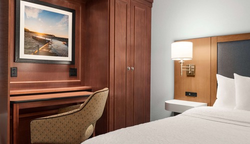 Room, 2 Queen Beds, Accessible, Non Smoking