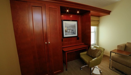 Room, 1 King Bed, Accessible (Hearing)