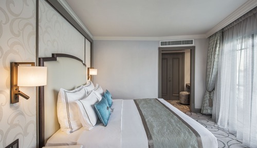 Prestige Suite