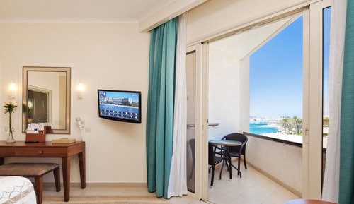 Deluxe Room, Partial Sea View