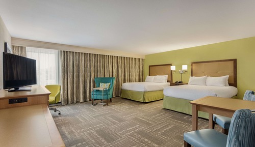 Deluxe Room, 2 Queen Beds, Non Smoking