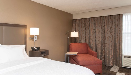 King Room, 1 King Bed, Non Smoking