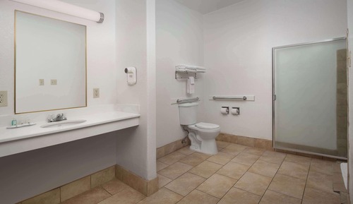 Standard Room, 2 Queen Beds, Accessible, Non Smoking (Roll in Shower)