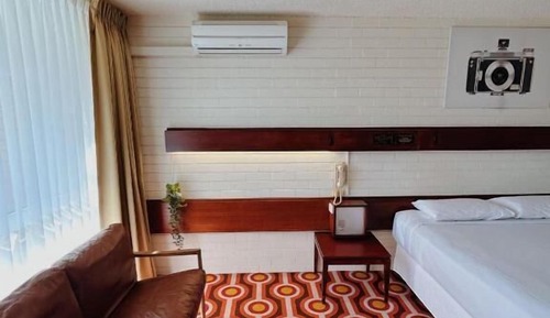 Deluxe Room, Smoking, Pool Access