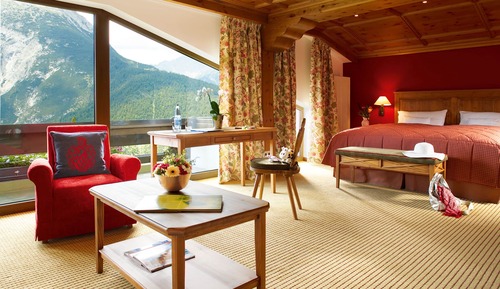 Suite, 2 Bedrooms, 2 Bathrooms, Mountain View (Suite 2)