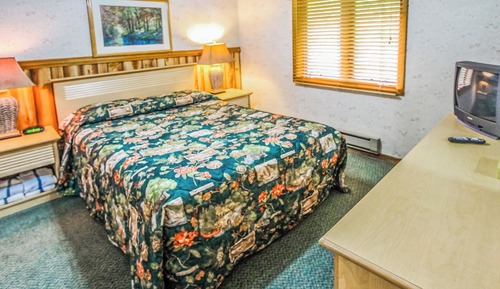 Room, 2 Bedrooms