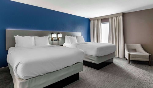 Standard Room, 2 Queen Beds, Non Smoking (1st Floor)