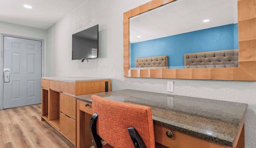 Suite, 2 Queen Beds, Accessible, Non Smoking
