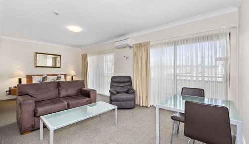 Executive Room, 1 Queen Bed, Non Smoking