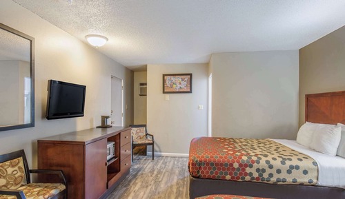 Standard Room, 2 Queen Beds, Smoking
