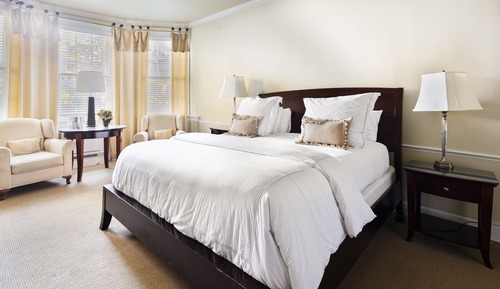 Room 1, King Bed