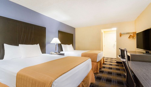 Room, 2 Queen Beds, Non Smoking