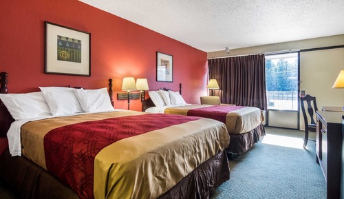 Standard Room, 2 Queen Beds, Smoking