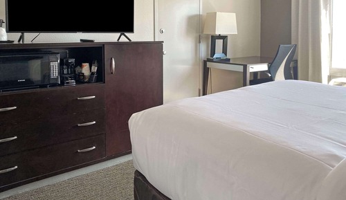 Room, 1 Queen Bed, Accessible, Non Smoking