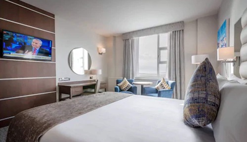 Superior Triple Room