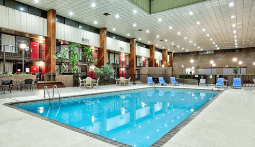 Room, 2 Queen Beds, Non Smoking, Pool View (Interior)