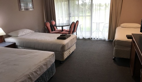 Club Triple Room