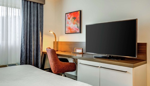 One King Bed, Accessible