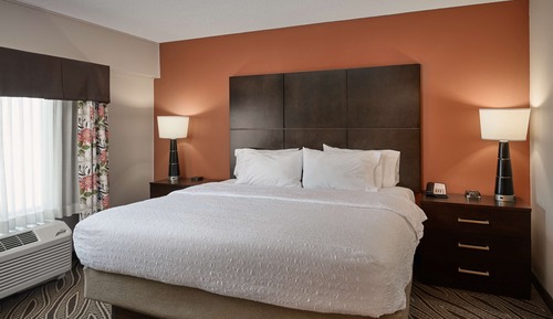 Suite, 1 King Bed, Non Smoking