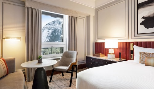 Room, 1 King Bed (Fairmont Gold View)