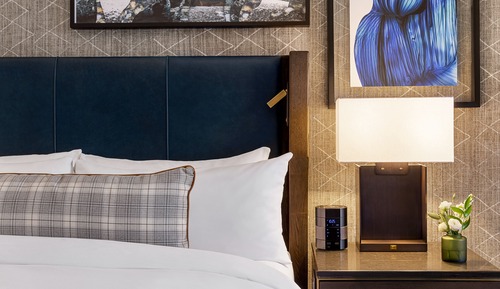Room, 1 Queen Bed (Fairmont View)