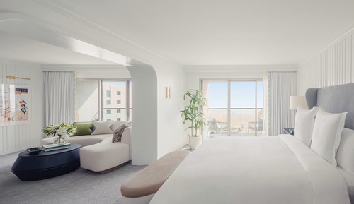 Room, 1 King Bed, Balcony, Oceanfront (The 720)