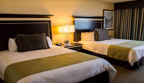 Room, 2 Queen Beds, Non Smoking, Courtyard View