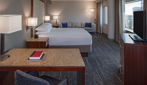Premier Room, 1 King Bed