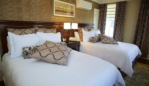 Luxury Apartment, Accessible