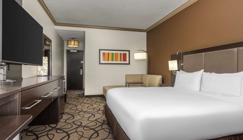 Deluxe Room, 1 King Bed (Dream On)