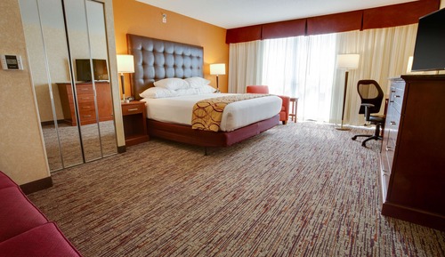 Deluxe Room, 1 King Bed with Sofa bed, Refrigerator & Microwave