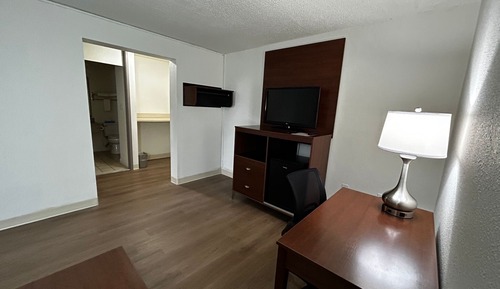 Suite, 1 King Bed with Sofa bed, Non Smoking