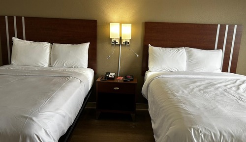Standard Room, 2 Queen Beds, Non Smoking