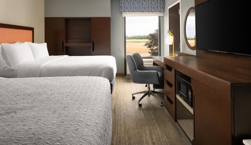 Room, 2 Queen Beds, Refrigerator & Microwave