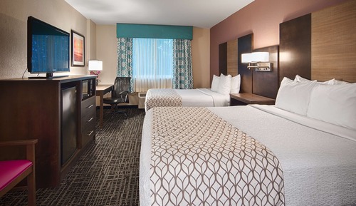 Standard Room, 2 Queen Beds, Non Smoking, Microwave