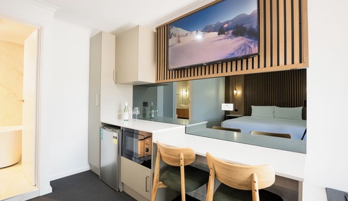 King Room with Spa Bath