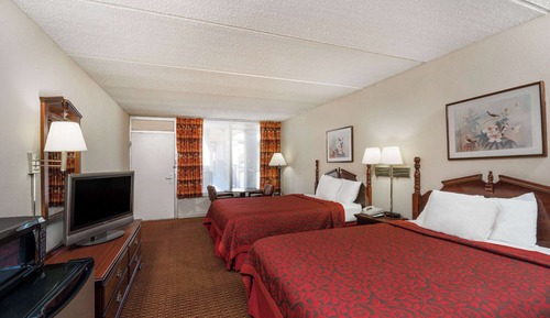Room, 2 Queen Beds, Non Smoking