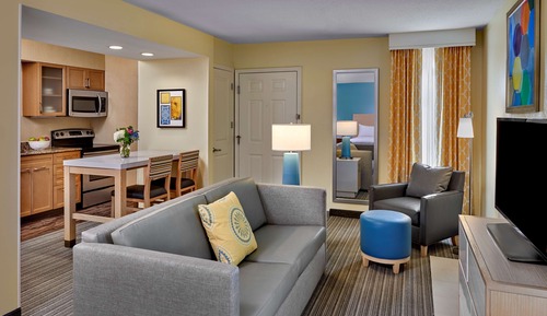 Suite, Multiple Beds, Fireplace