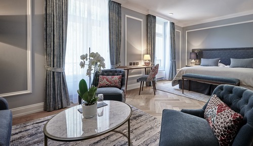 Superior Junior Suite