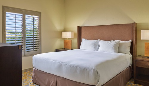 Room, 1 King Bed (Casita)