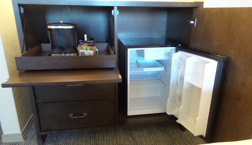 Room, 1 Queen Bed, Accessible, Mountain View (Bathtub)