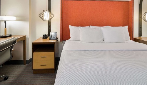 Executive Room, 1 King Bed, Non Smoking