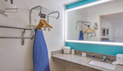 Room, 1 King Bed, Accessible, Non Smoking