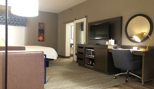 Studio, 1 King Bed, Non Smoking