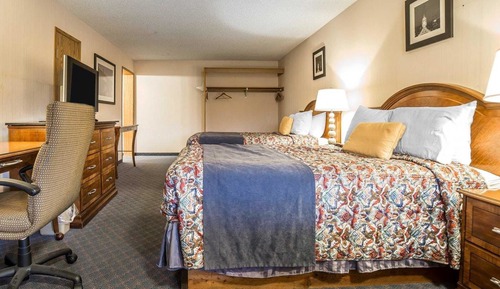 Standard Room, 2 Queen Beds, Non Smoking