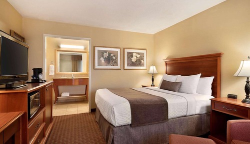 Room, 1 King Bed, Non Smoking