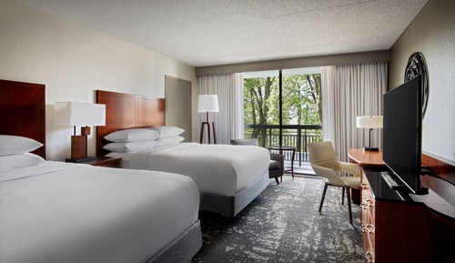 Traditional Room, 2 Queen Beds, Non Smoking